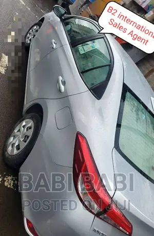 Toyota Yaris 2020 Silver