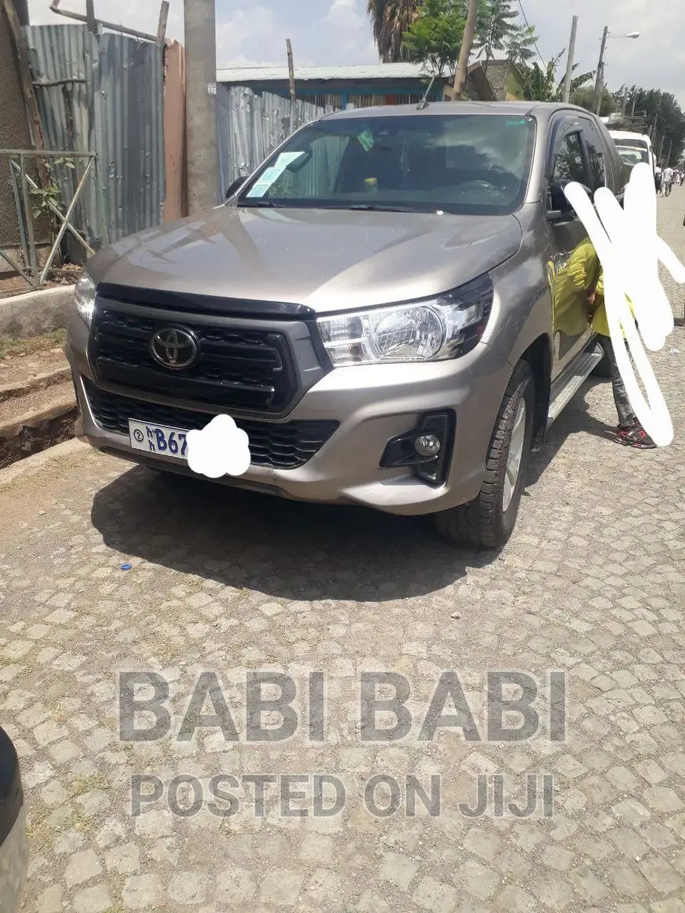 Toyota Hilux 2020 Gray