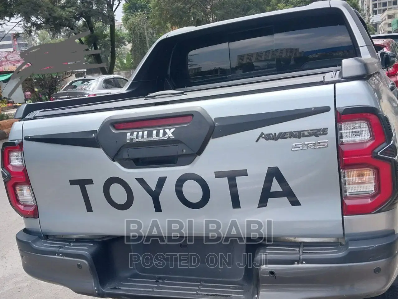 Toyota Hilux 2022 Silver