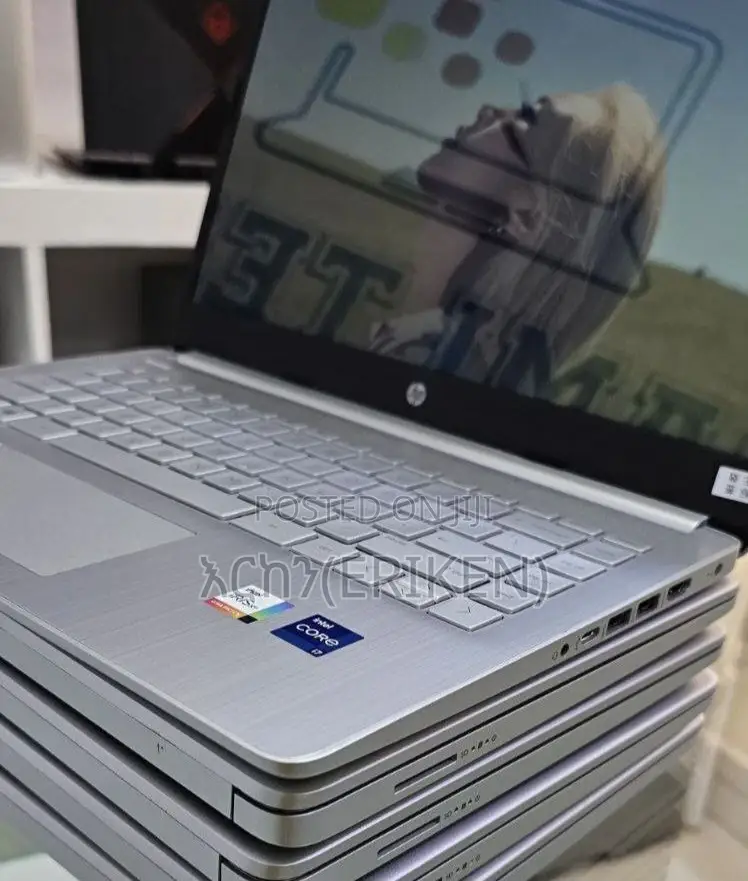 New Laptop HP Stream Notebook 16GB Intel Core I7 SSD 512GB