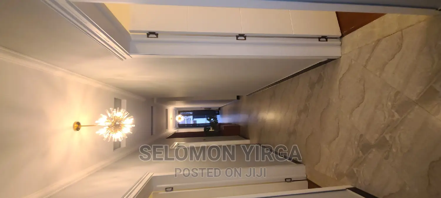 3bdrm Villa in አድስ አበባ, Bole for sale