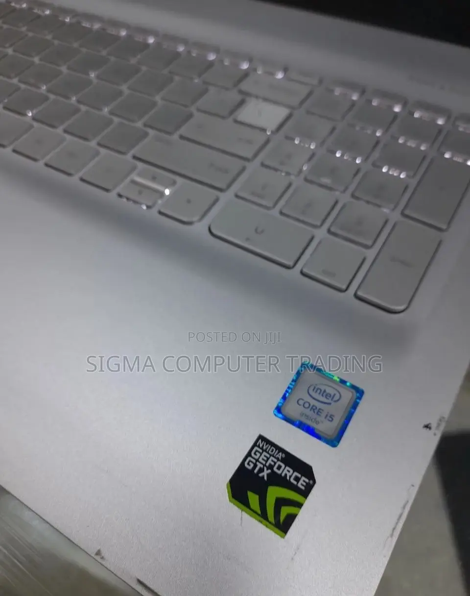 New Laptop HP Envy 15 8GB Intel Core I5 HDD+SSD 1T