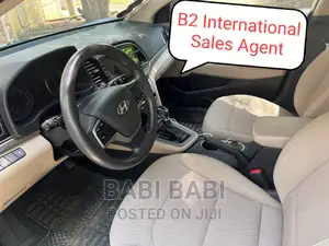 Photo - Hyundai Elantra 2017 White