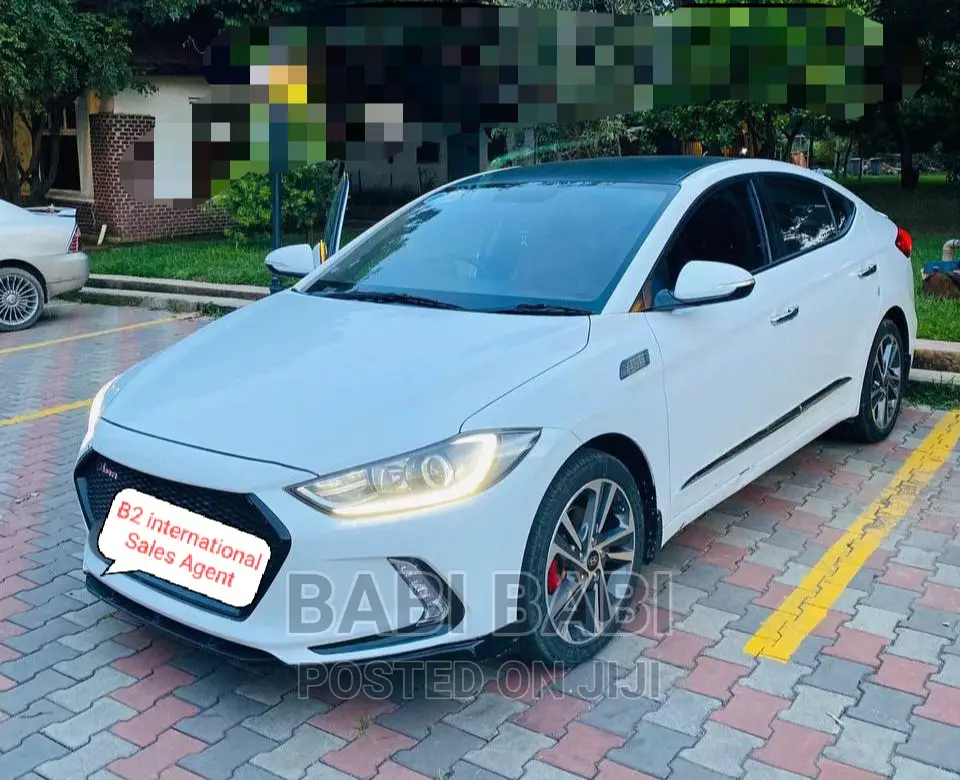 Hyundai Elantra 2017 White