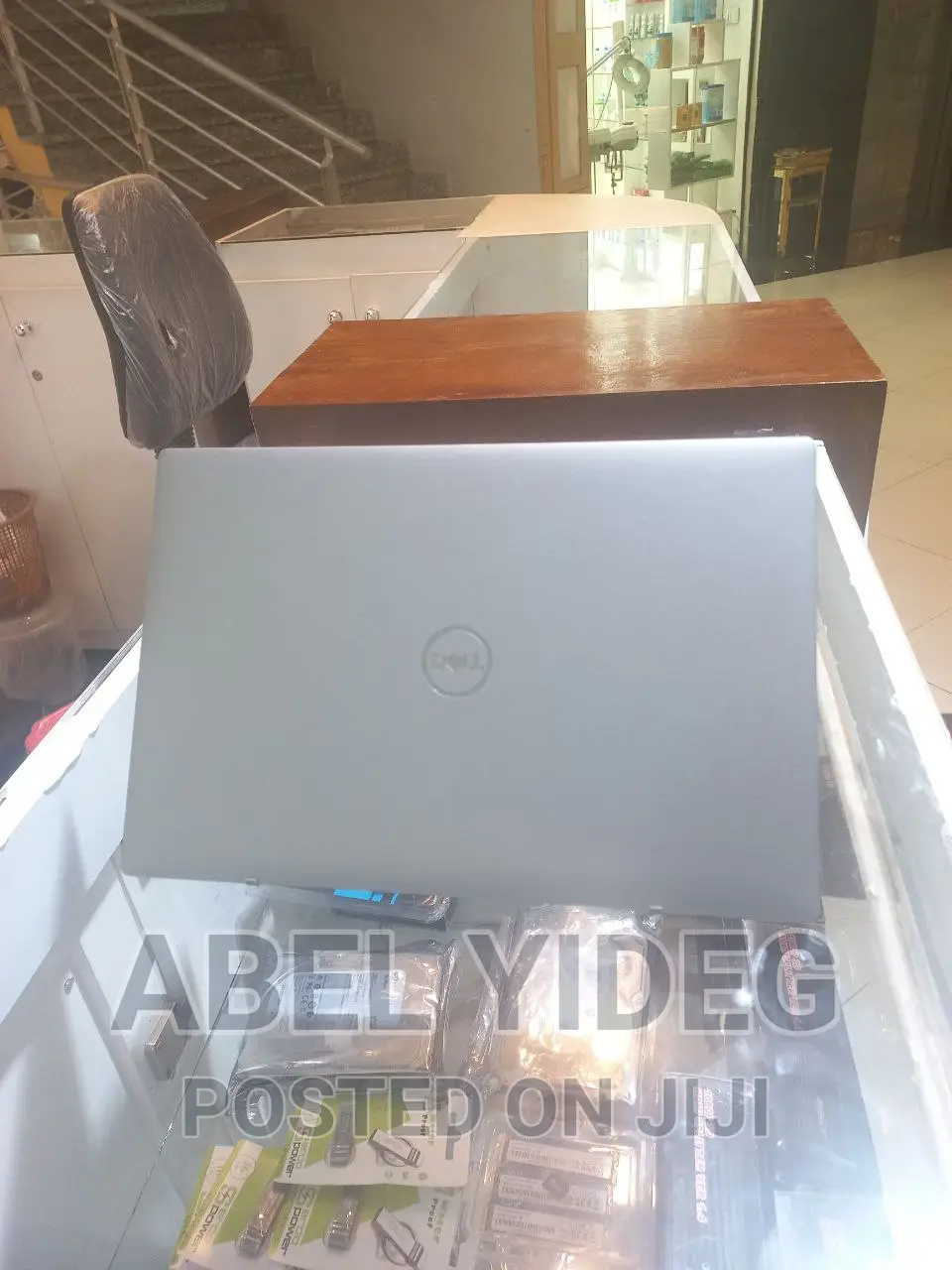 New Laptop Dell 8GB Intel Core I5 SSD 256GB