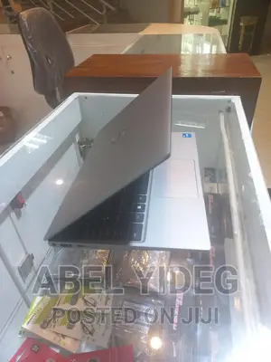 New Laptop Dell 8GB Intel Core I5 SSD 256GB