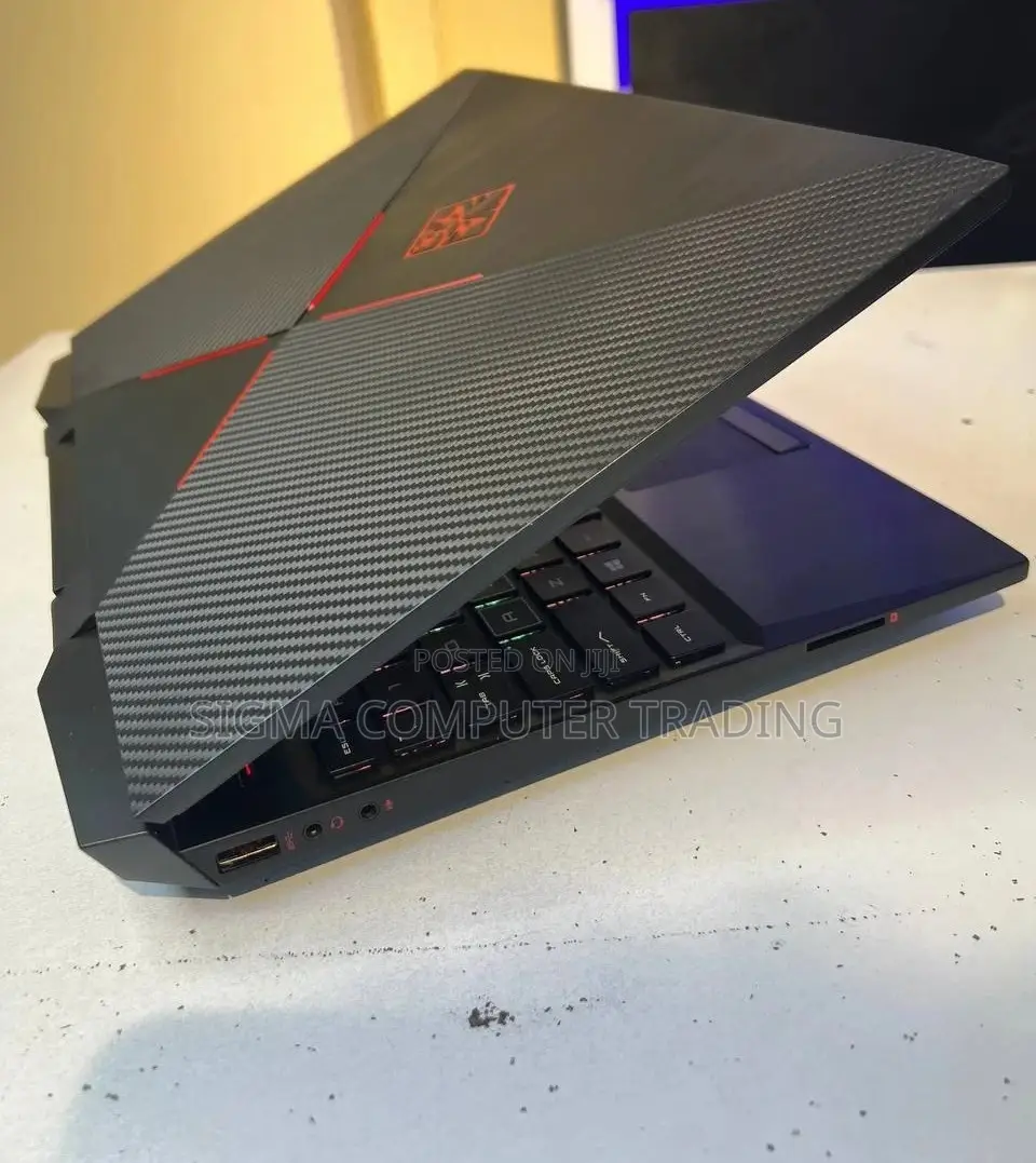 New Laptop HP Omen 15 16GB Intel Core I7 SSD 1T