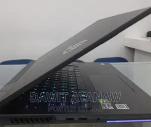 New Laptop Asus 32GB AMD Ryzen 9 SSD 1T