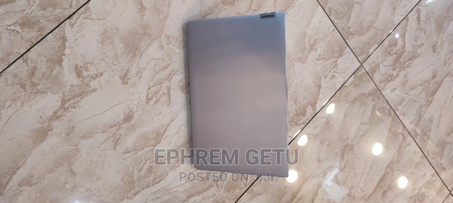 New Laptop Lenovo Ideapad 3 8GB AMD Ryzen 5 SSD 512GB