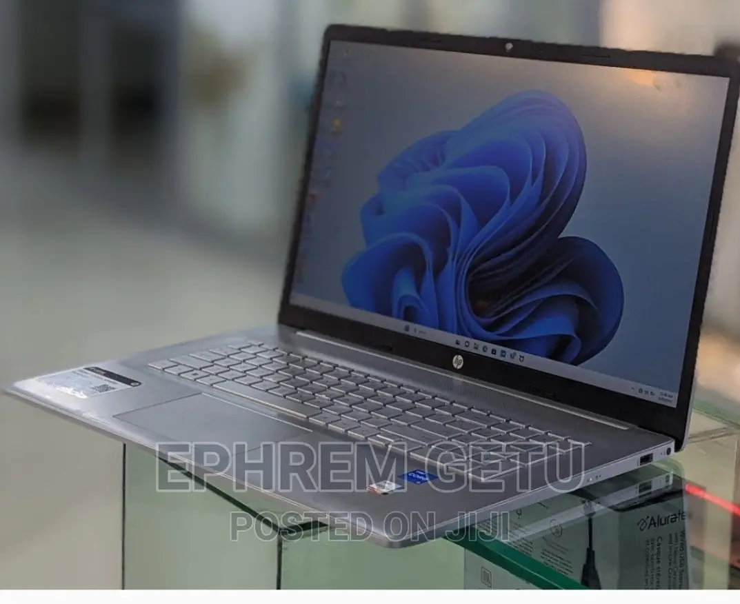 New Laptop HP Stream Notebook 8GB Intel Core I5 SSD 256GB