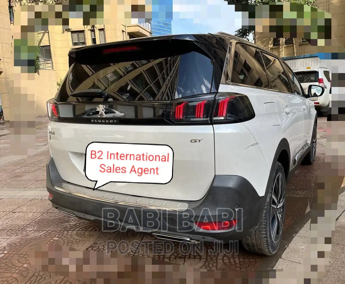 Peugeot 5008 2021 White