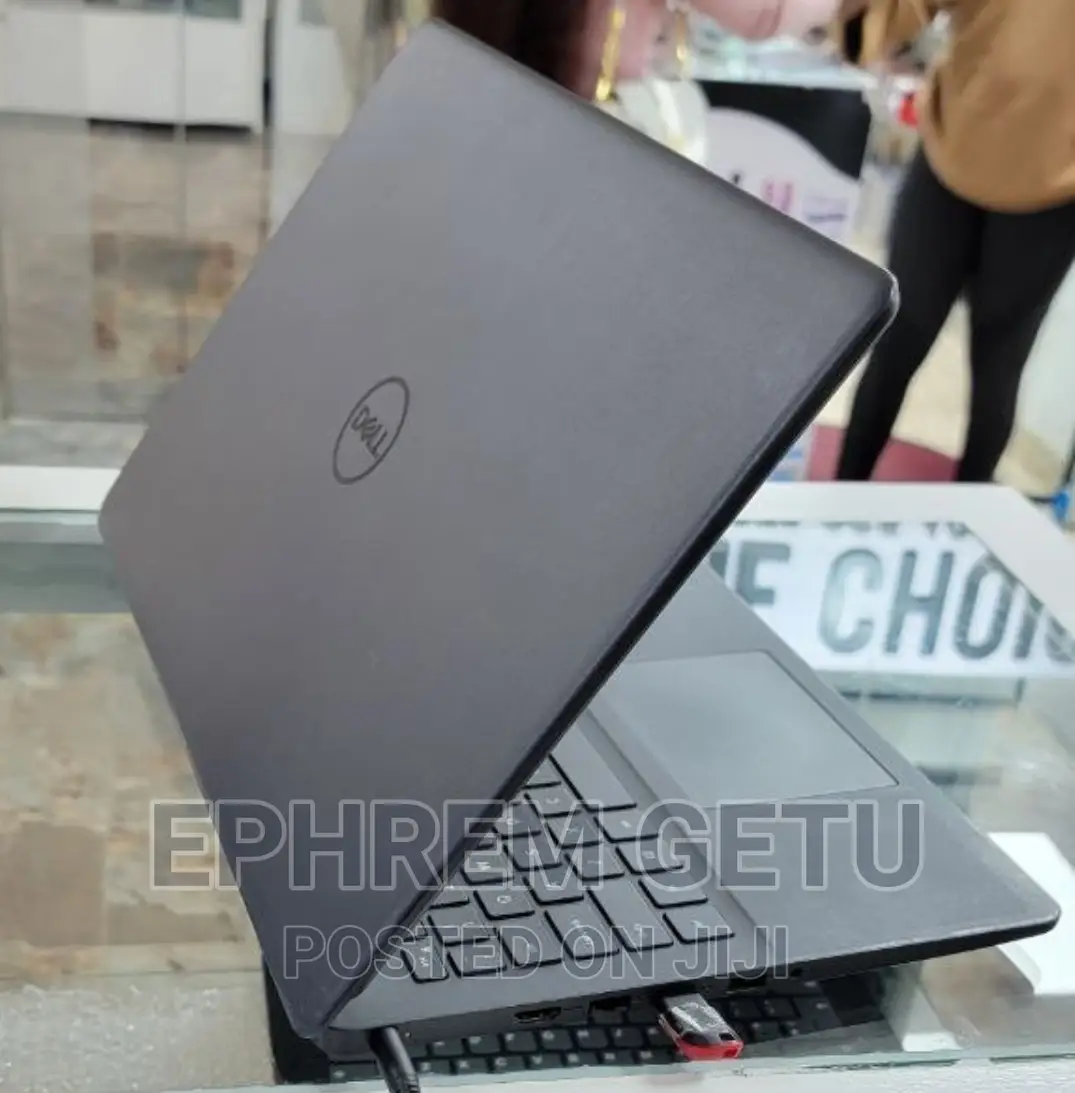 New Laptop Dell Inspiron 15 12GB Intel Core I5 SSD 256GB
