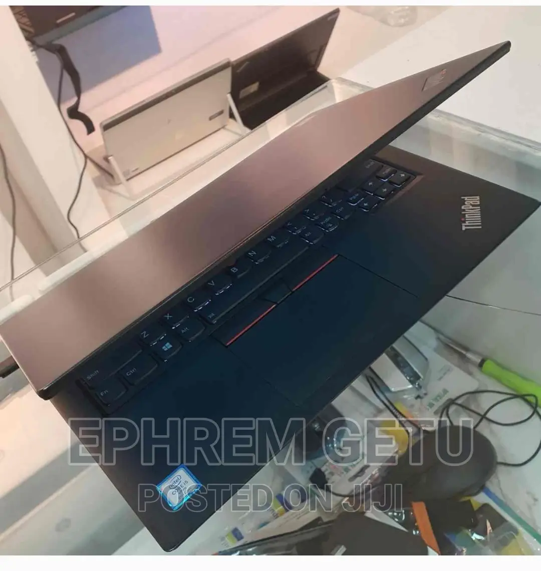 New Laptop Lenovo ThinkPad X390 8GB Intel Core I5 SSD 256GB