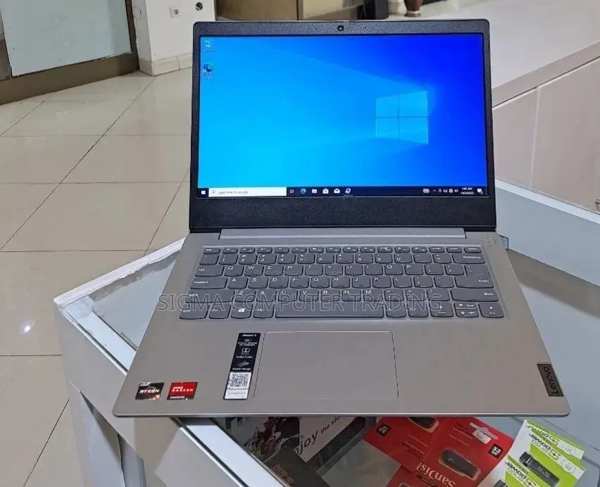New Laptop Lenovo Ideapad 3 8GB AMD Ryzen 5 HDD+SSD 500GB