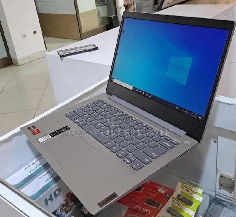 New Laptop Lenovo Ideapad 3 8GB AMD Ryzen 5 HDD+SSD 500GB