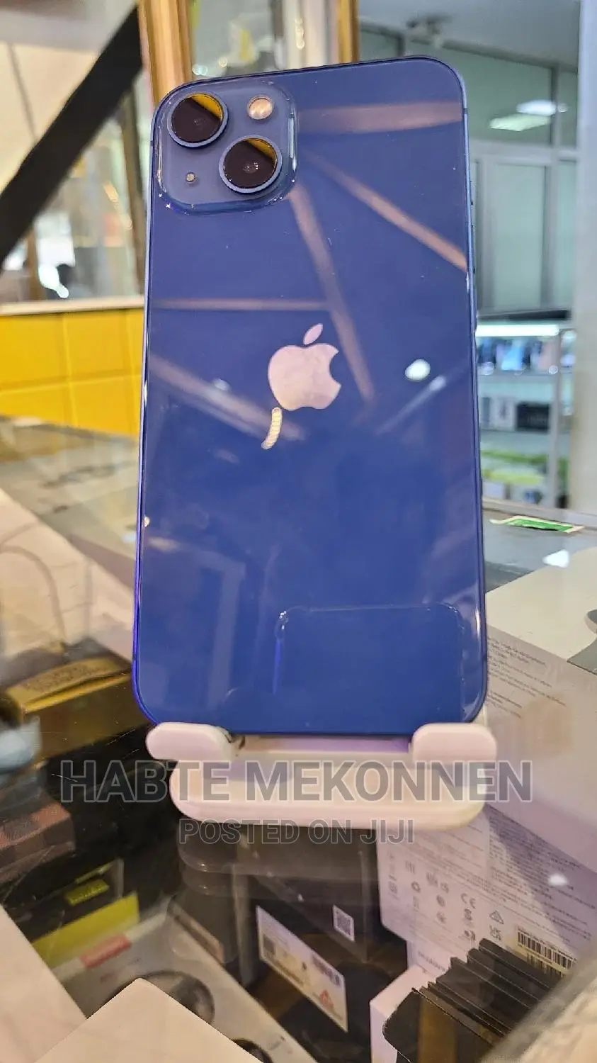 New Apple iPhone 13 128 GB Blue