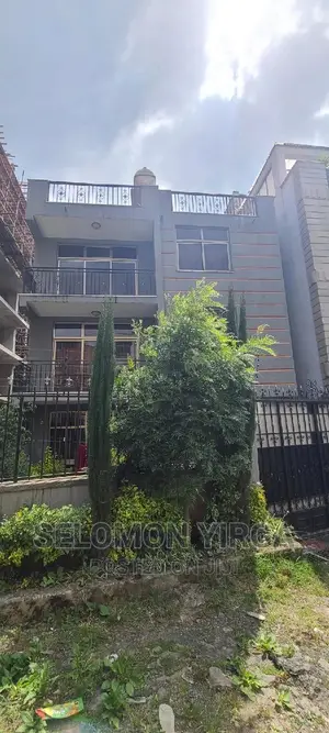 5bdrm House in አድስ አበባ, Bole for sale