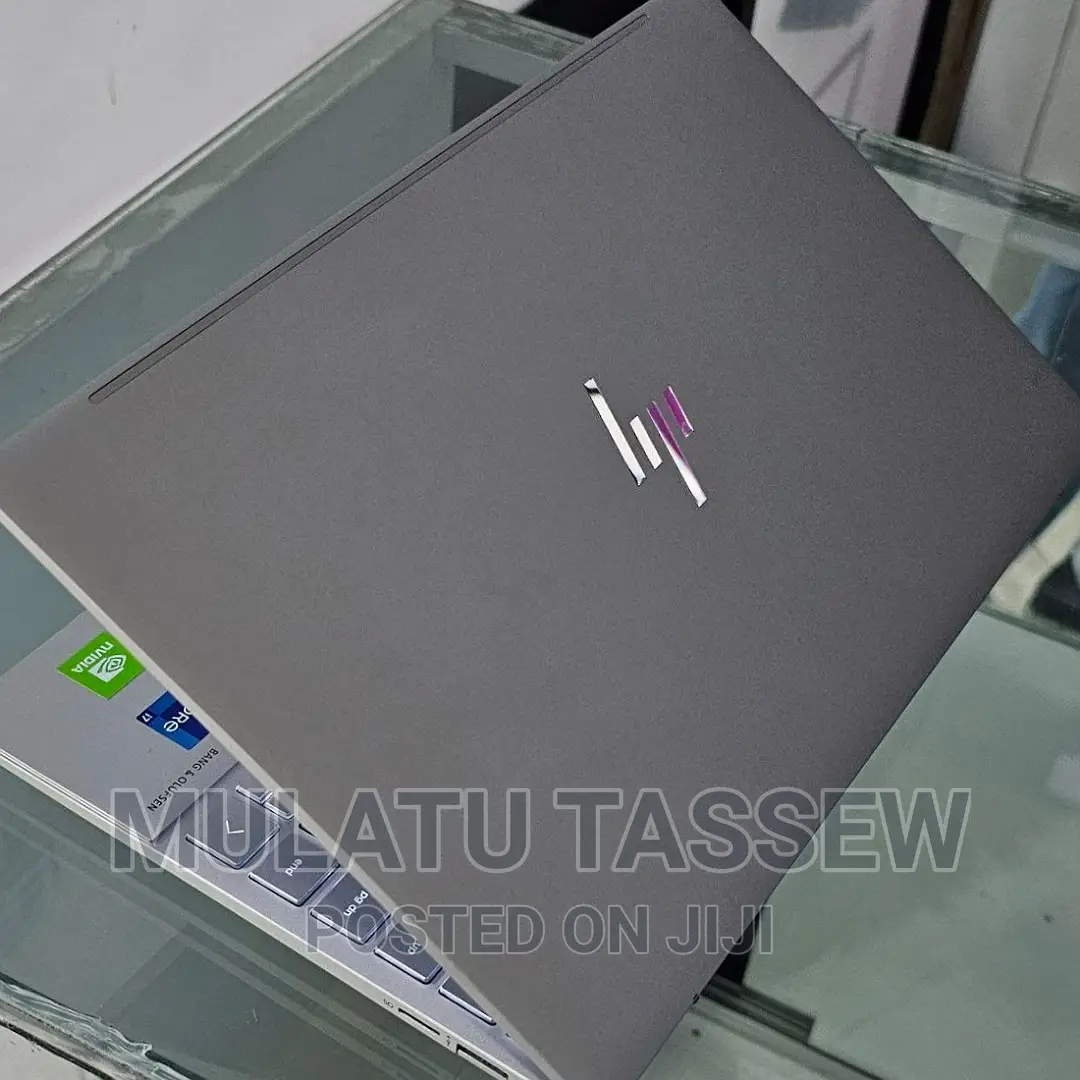 New Laptop HP Envy X360 16GB Intel Core I7 SSD 1T