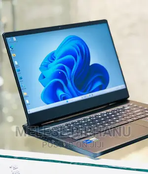 New Laptop MSI 16GB Intel Core I7 SSD 1T