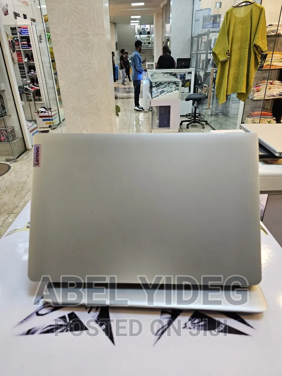 New Laptop Lenovo Ideapad 3 8GB AMD Ryzen 5 SSD 512GB