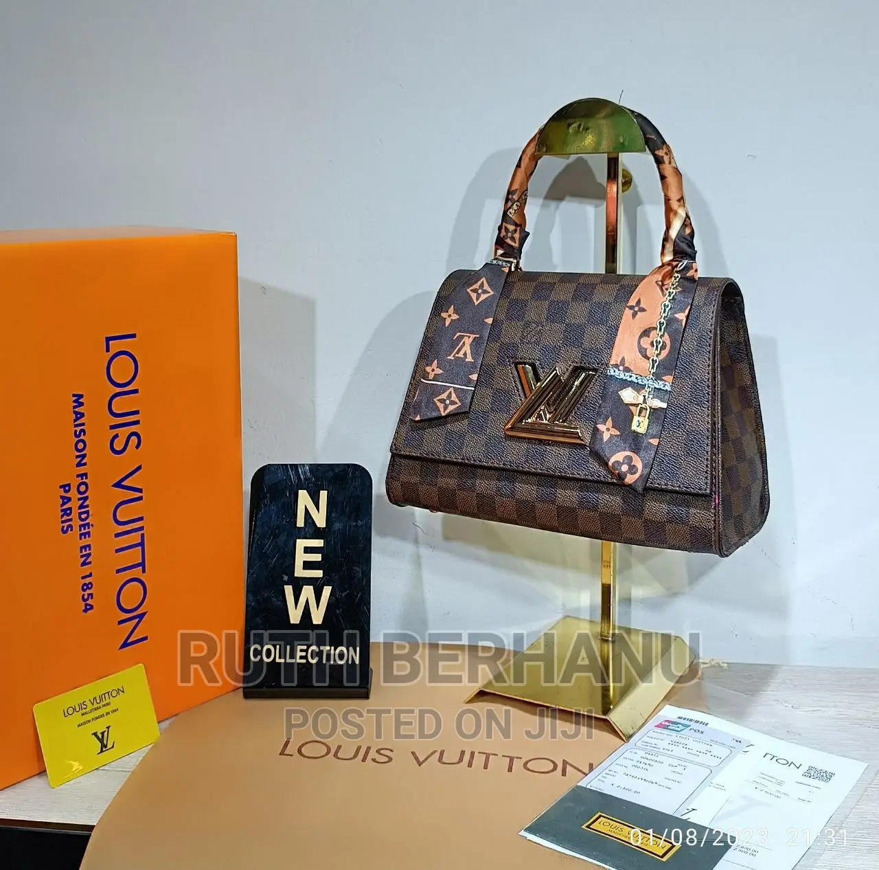 LV Ladies Hand Bag