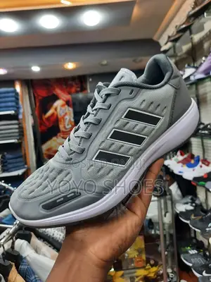 Faahion Adidas