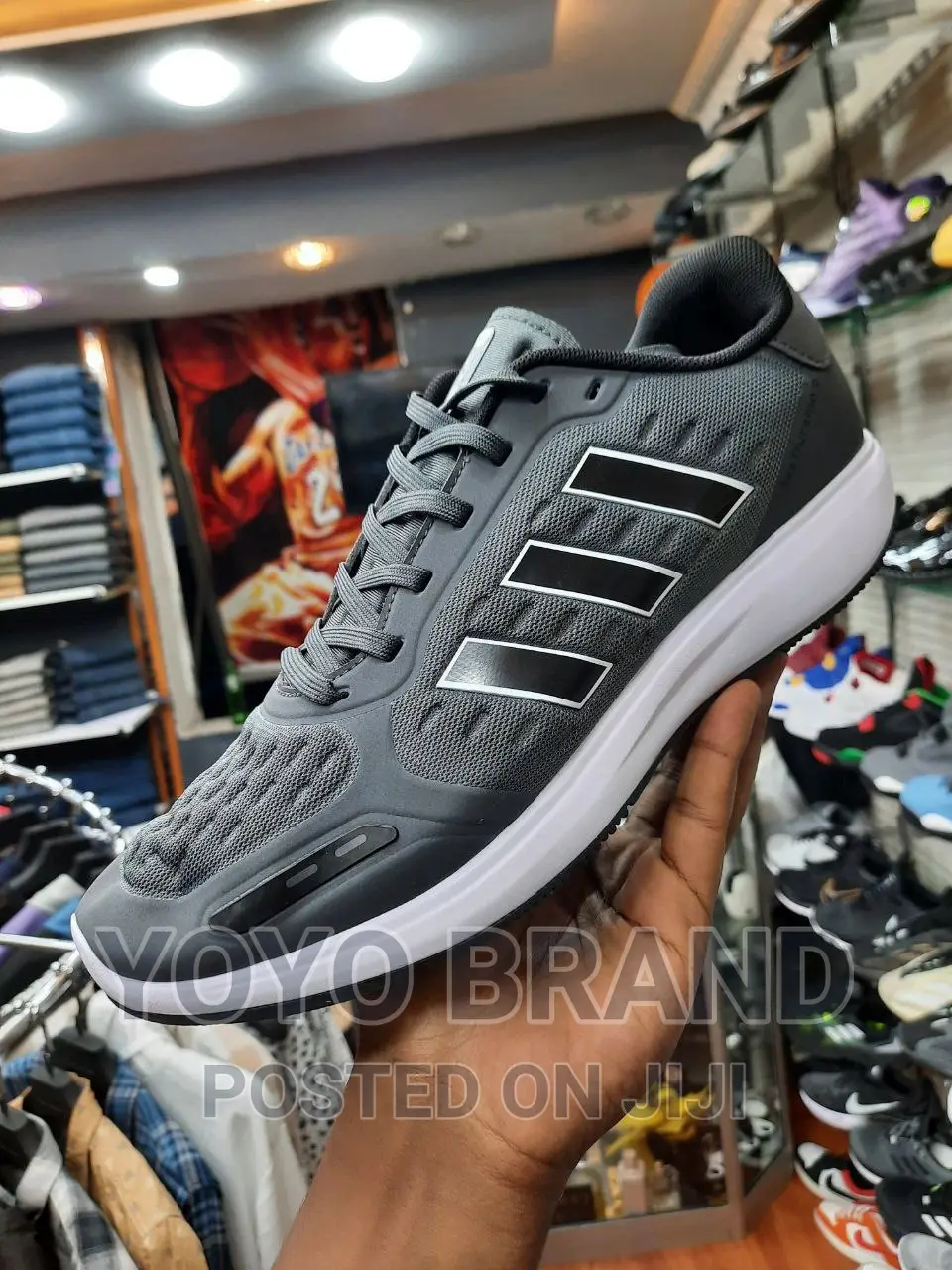 Faahion Adidas