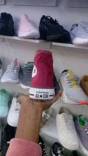 Convrse All Star