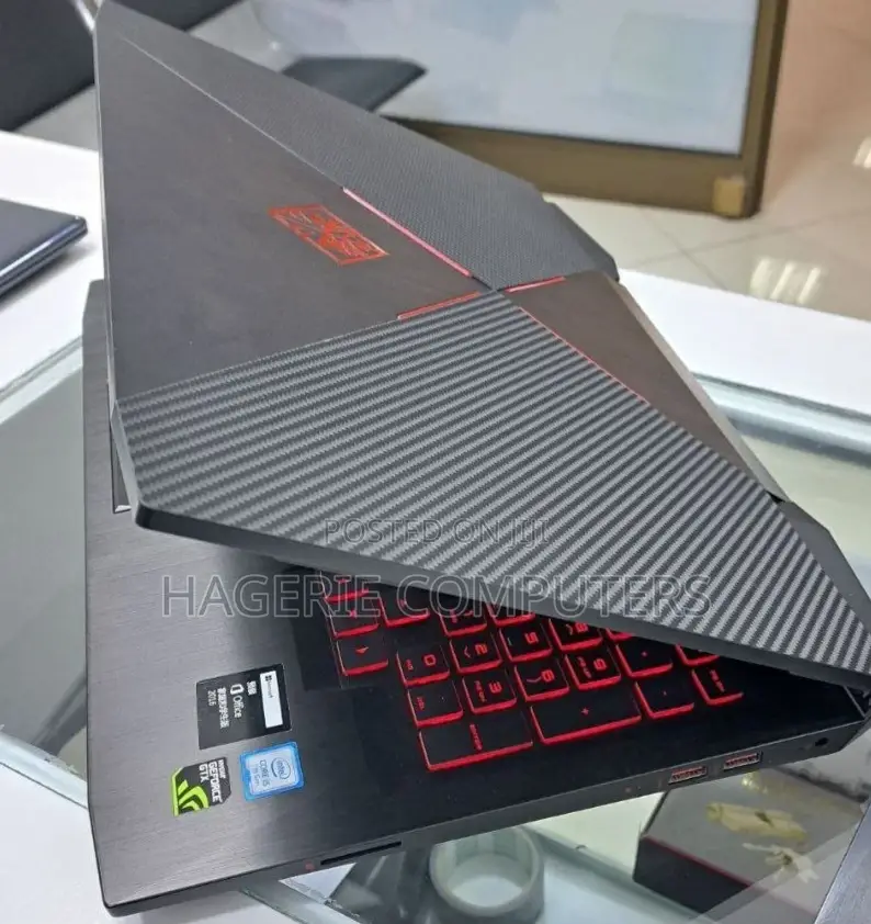 New Laptop HP Omen 15-ce0xx 8GB Intel Core i5 HDD+SSD 1.5T