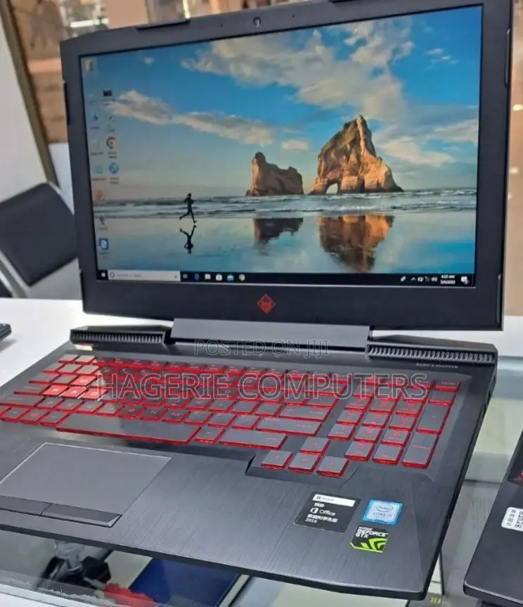 New Laptop HP Omen 15-ce0xx 8GB Intel Core i5 HDD+SSD 1.5T