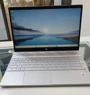 New Laptop HP Pavilion 15 8GB Intel Core I5 HDD 1T