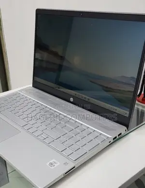 New Laptop HP Pavilion 15 8GB Intel Core I5 HDD 1T