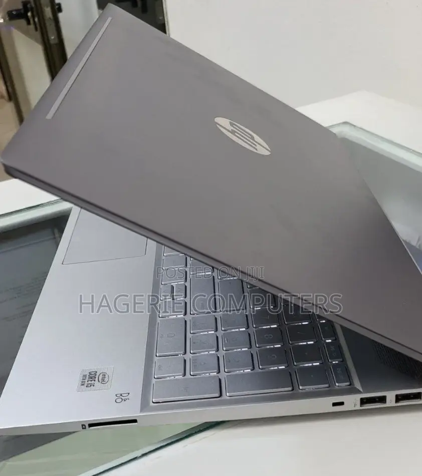 New Laptop HP Pavilion 15 8GB Intel Core I5 HDD 1T