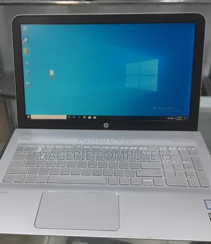 New Laptop HP Envy 15z 8GB Intel Core I5 HDD+SSD 1T