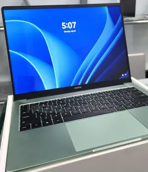 Photo - New Laptop 16GB Intel Core I5 SSD 512GB