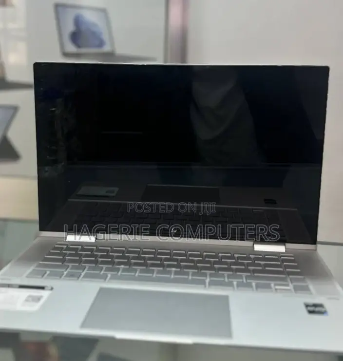 New Laptop HP Envy X360 8GB Intel Core I7 SSD 512GB