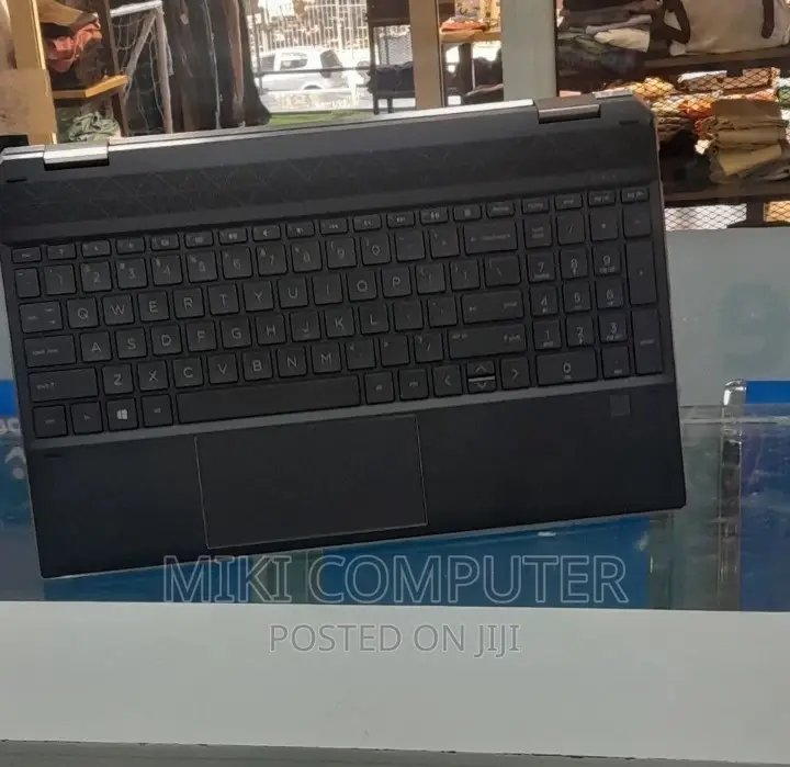 New Laptop HP Spectre X360 16GB Intel Core I7 SSD 1T