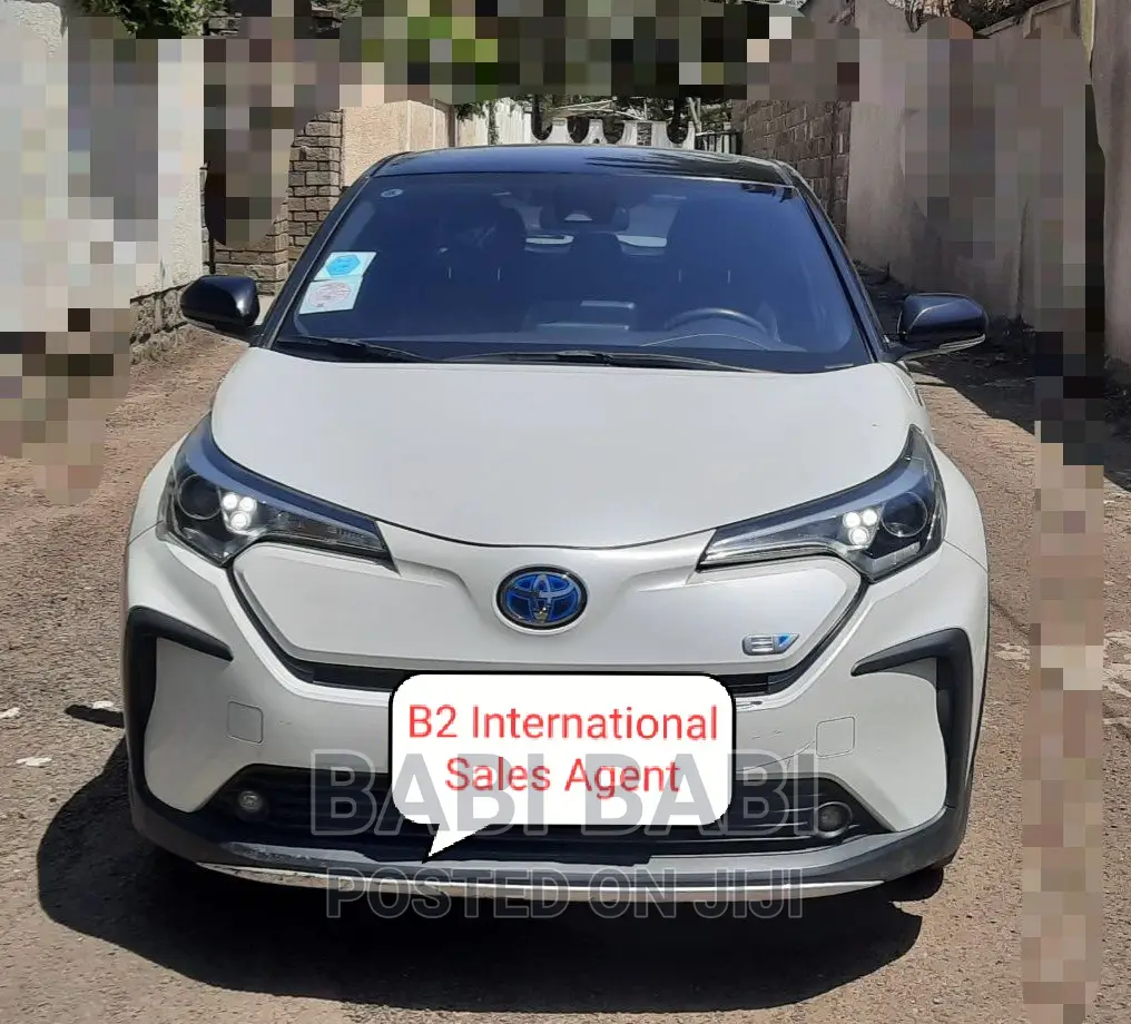 Toyota C-HR 2023 White
