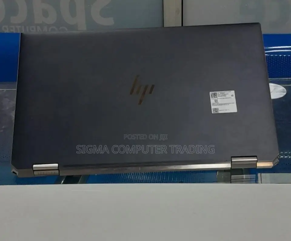 New Laptop HP Spectre X360 16GB Intel Core I7 SSD 1T