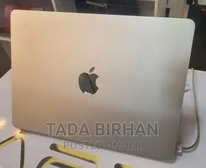 Photo - New Laptop Apple MacBook Air 2020 M1 8GB Intel Core I7 SSD 256GB