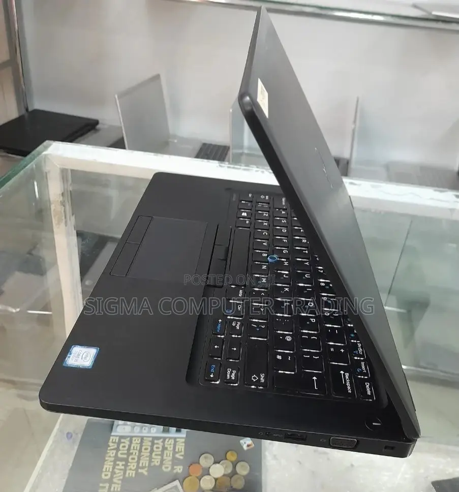 New Laptop Dell Latitude 5480 8GB Intel Core I5 SSD 512GB