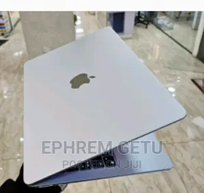 New Laptop Apple MacBook Air 2022 M2 8GB Apple M2 SSD 256GB