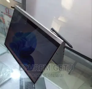 New Laptop Lenovo Yoga 910 12GB Intel Core I7 SSD 512GB