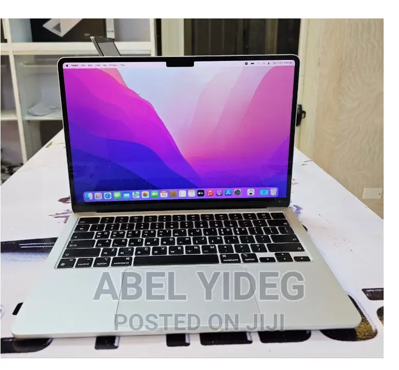 New Laptop Apple MacBook Air 2022 M2 8GB Apple M2 SSD 256GB