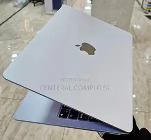 Photo - New Laptop Apple MacBook Air 2022 M2 8GB Apple M2 SSD 256GB