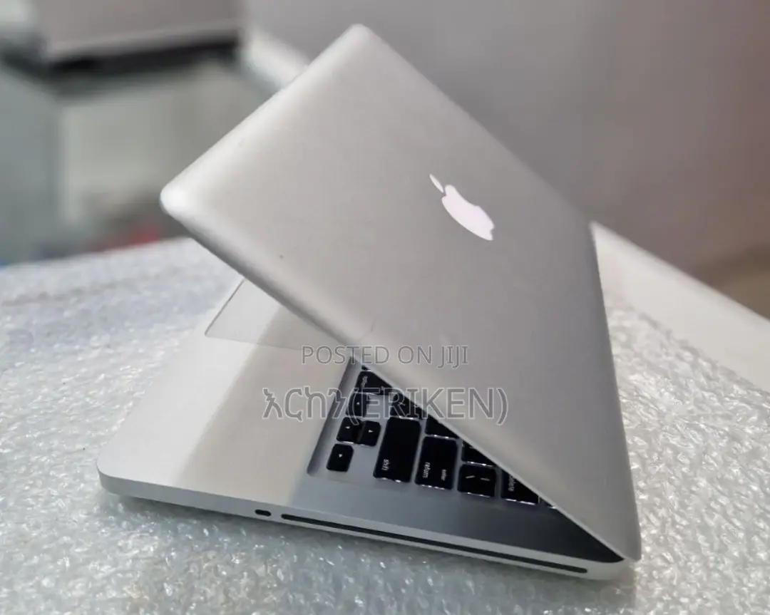 New Laptop Apple MacBook Pro 2012 4GB Intel Core i5 HDD 500GB