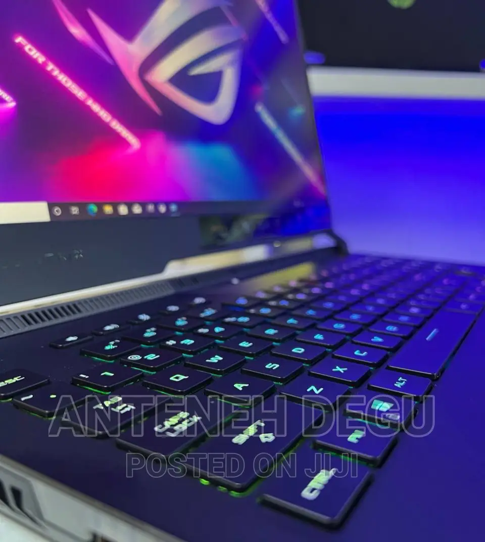 New Laptop Asus ROG Strix G15 32GB Intel Core I9 SSD 1T