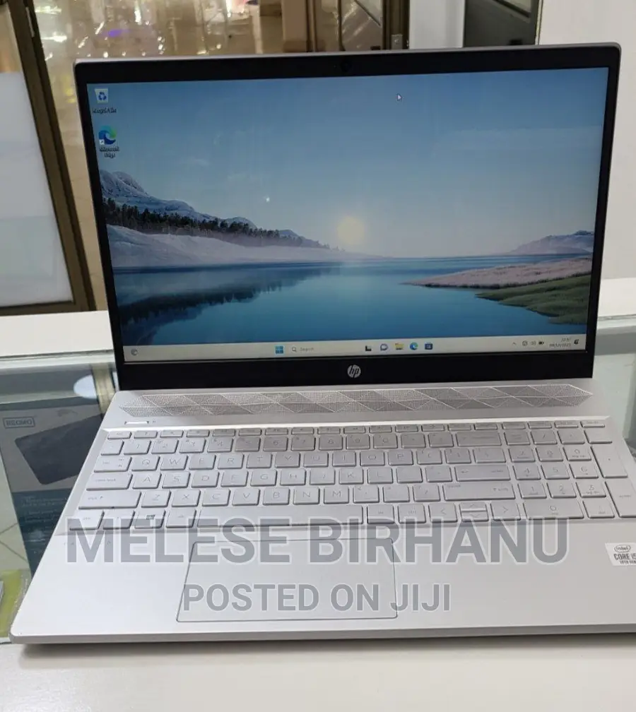 New Laptop HP Pavilion 15 8GB Intel Core I5 HDD 1T
