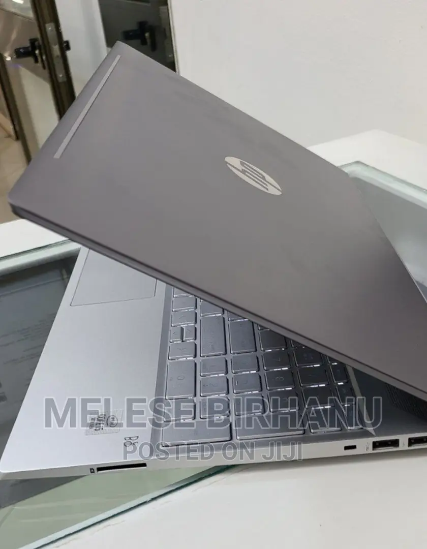 New Laptop HP Pavilion 15 8GB Intel Core I5 HDD 1T