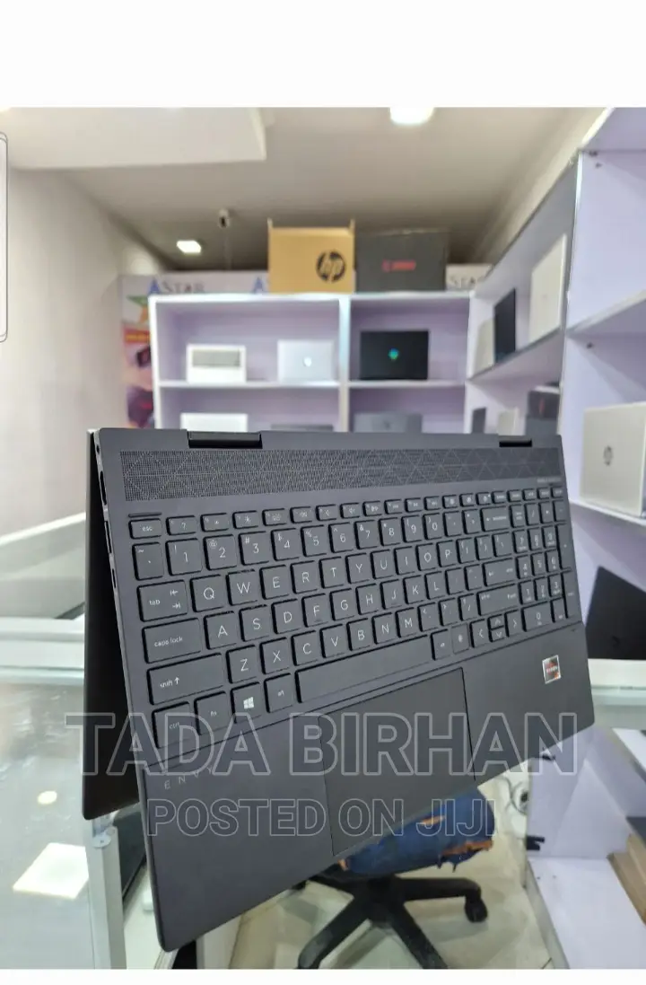 New Laptop HP Envy X360 16GB Intel Core I7 SSD 512GB